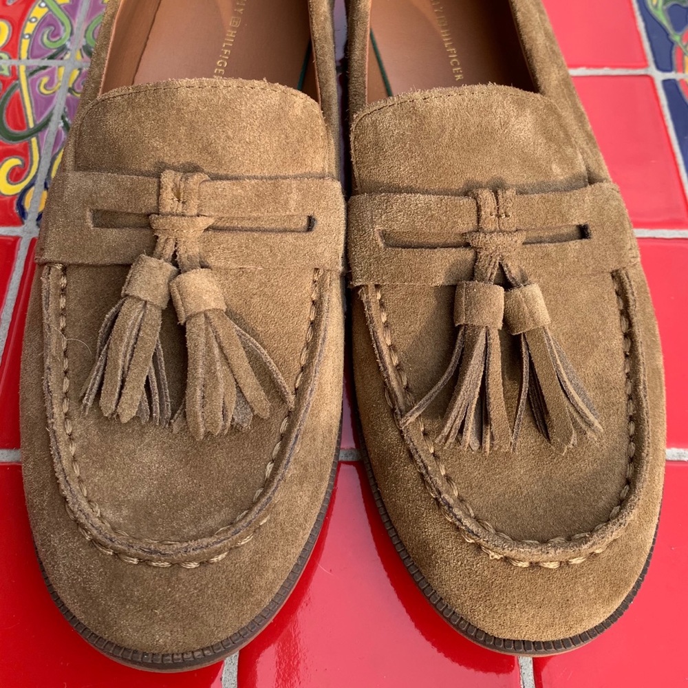 Flat and comfortable shoes